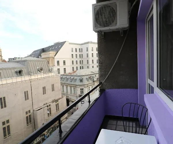 Charming Cozy - Old Town - Free Minibar * 부쿠레슈티