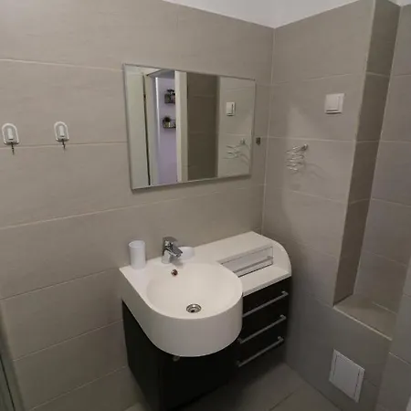 Charming Cozy - Old Town - Free Minibar דירה *